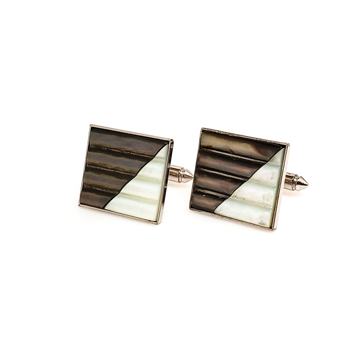 Vintage 1950s PIONEER Black and White Mother of Pearl and Silver Tone Cufflinks - 50s Mid Century Unisex Shell Cuff Links