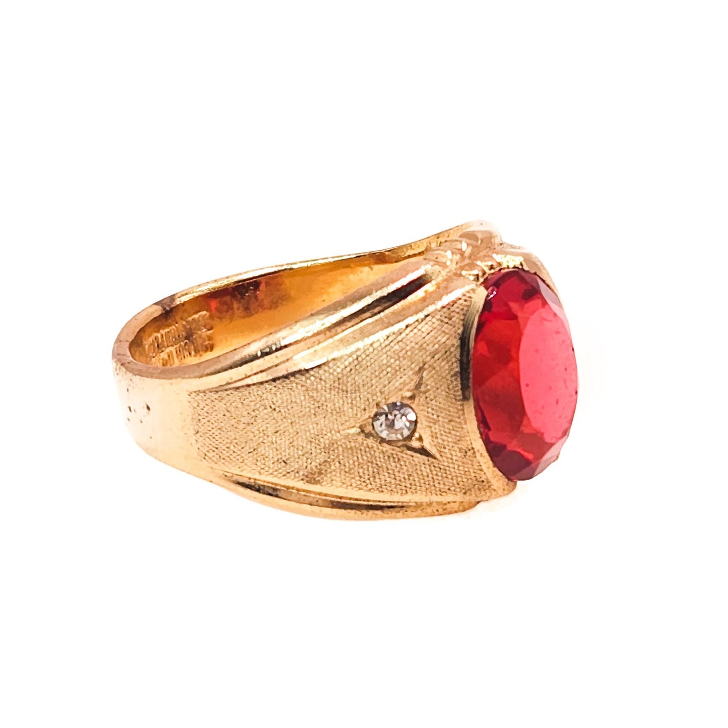 Vintage 1960s CLARK AND COOMBS Red and Yellow Gold Plate Ring - 60s Mid Century Red Glass and Gold Electroplated Unisex Ring Size 11.25