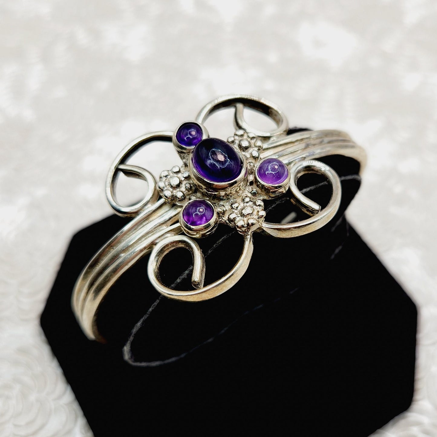 Vintage 1990s Amethyst and Sterling Silver Swirled Flower Cuff 6.5" Bracelet - 90s Purple Amethyst, Silver Statement Cuff