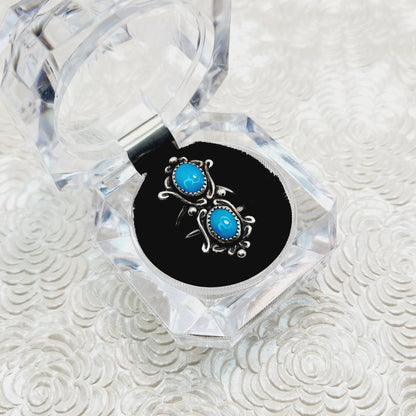 Vintage 1990s Blue Turquoise Cabochon and Sterling Silver Pinky Ring Size 4.5