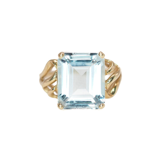 Vintage 1980s 5.11-Carat Natural Emerald Cut Aquamarine and 14K Yellow Gold Solitaire Ring Size 6 - Vintage Blue Gemstone Ring