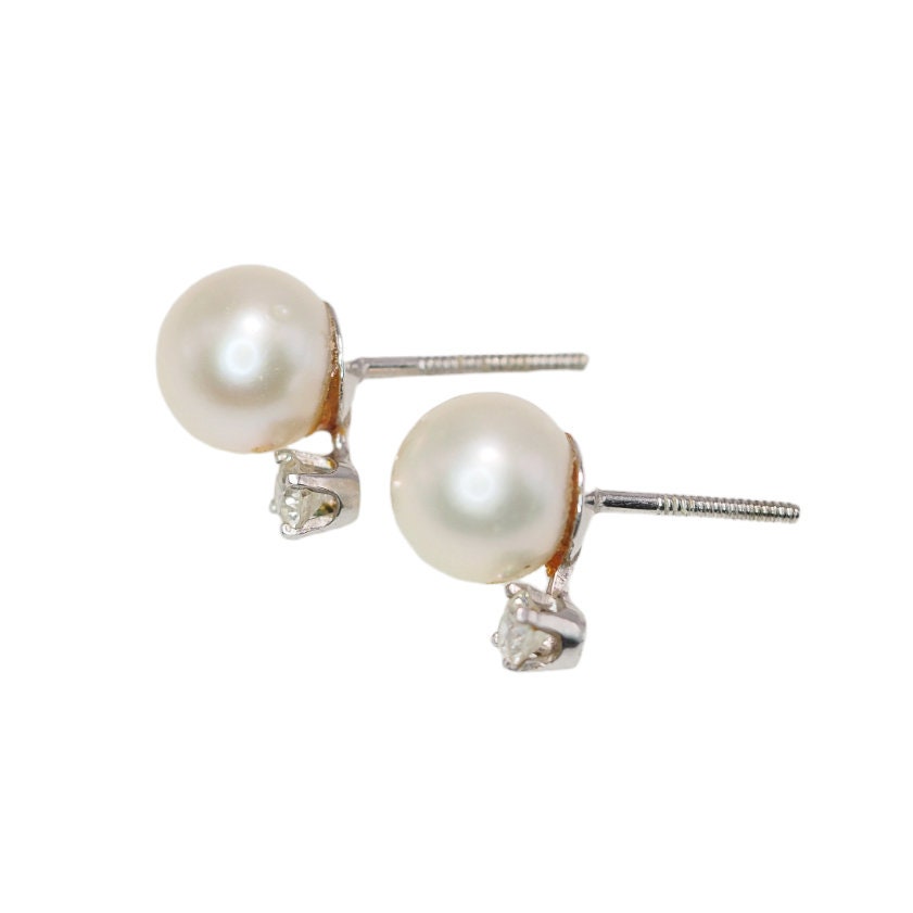 Vintage 1990s Cultured Japanese Akoya 8 mm Pearl, Diamond, and 14K Stud Earrings - Vintage White Culture Pearl, Diamond Earrings