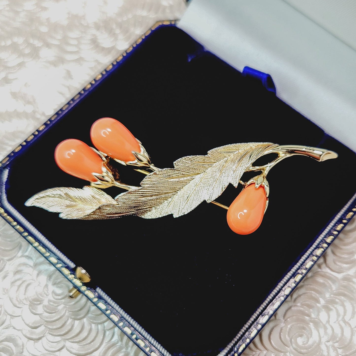 Vintage 1980s SARAH COVENTRY Orange Bead and Gold Plate Foliate Brooch - 80s Orange Gold Leaf Signed Costume Brooch -