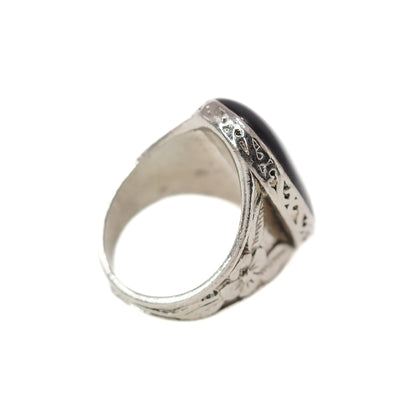 Vintage 1970s Imitation Black Onyx, Silver Plate Flower Cabochon Unisex Ring Size 5.5