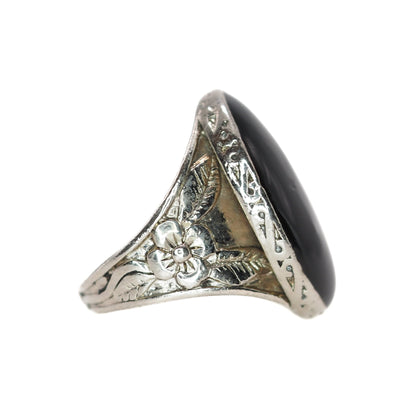 Vintage 1970s Imitation Black Onyx, Silver Plate Flower Cabochon Unisex Ring Size 5.5