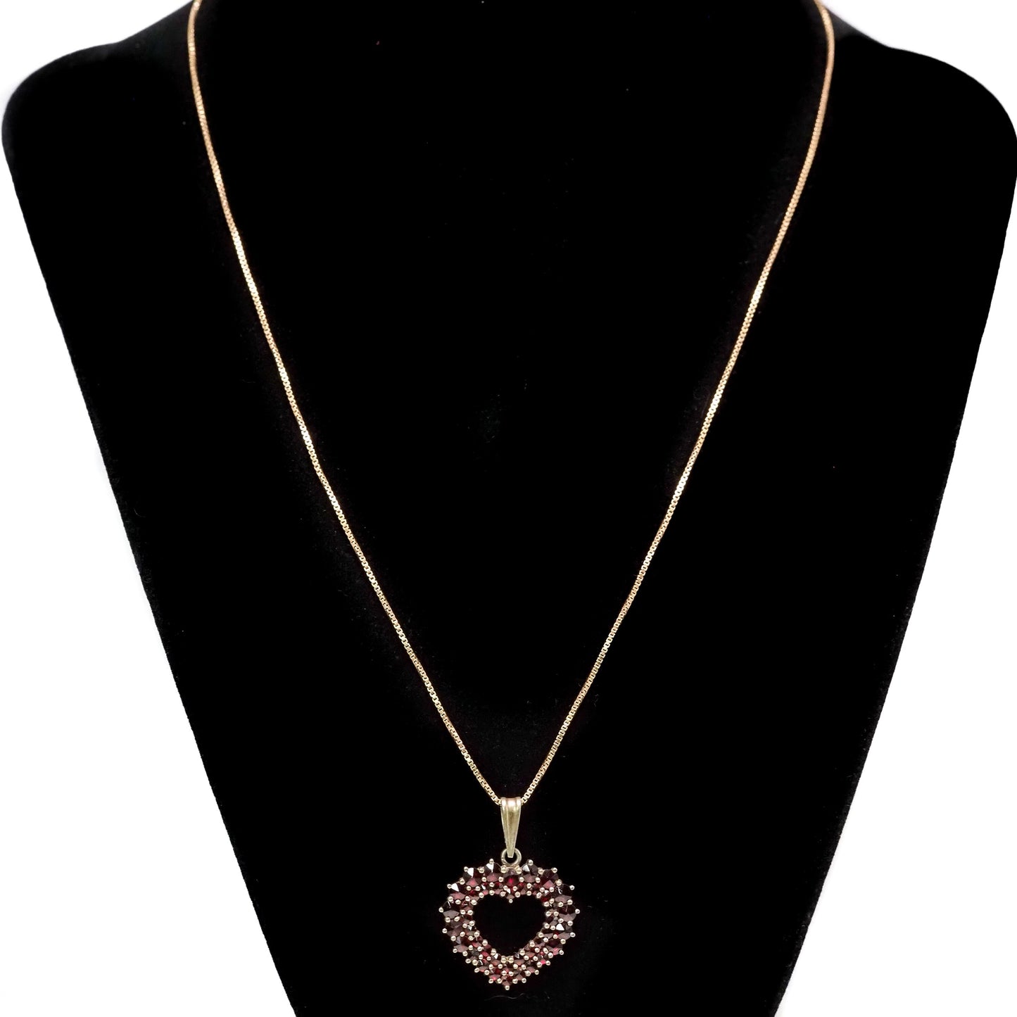 Vintage 1960s Rose Cut Pyrope Garnet and Gold Washed Silver Heart Pendant 18" Necklace - 60s Red Czech Garnet Heart Necklace