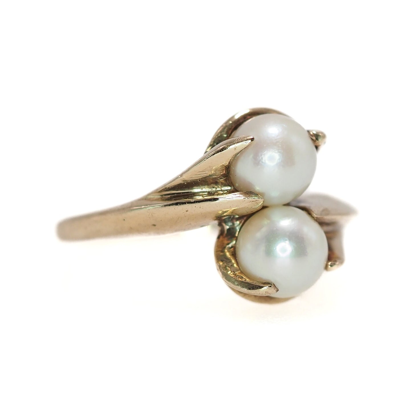 Vintage 1930s Bypass Toi et Moi Cultured Pearl and 10K Yellow Gold Ring Size 5.5 - 30s White Pearl, Gold Two Stone Ring