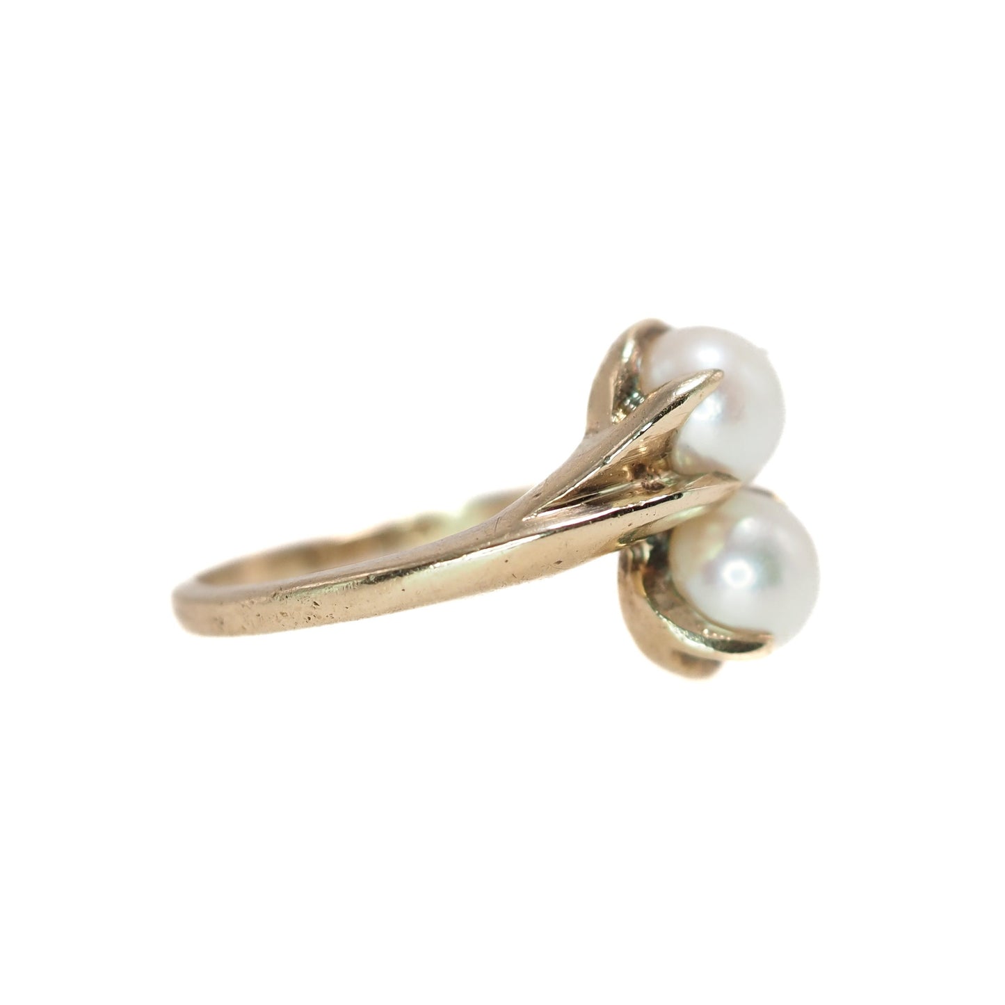 Vintage 1930s Bypass Toi et Moi Cultured Pearl and 10K Yellow Gold Ring Size 5.5 - 30s White Pearl, Gold Two Stone Ring