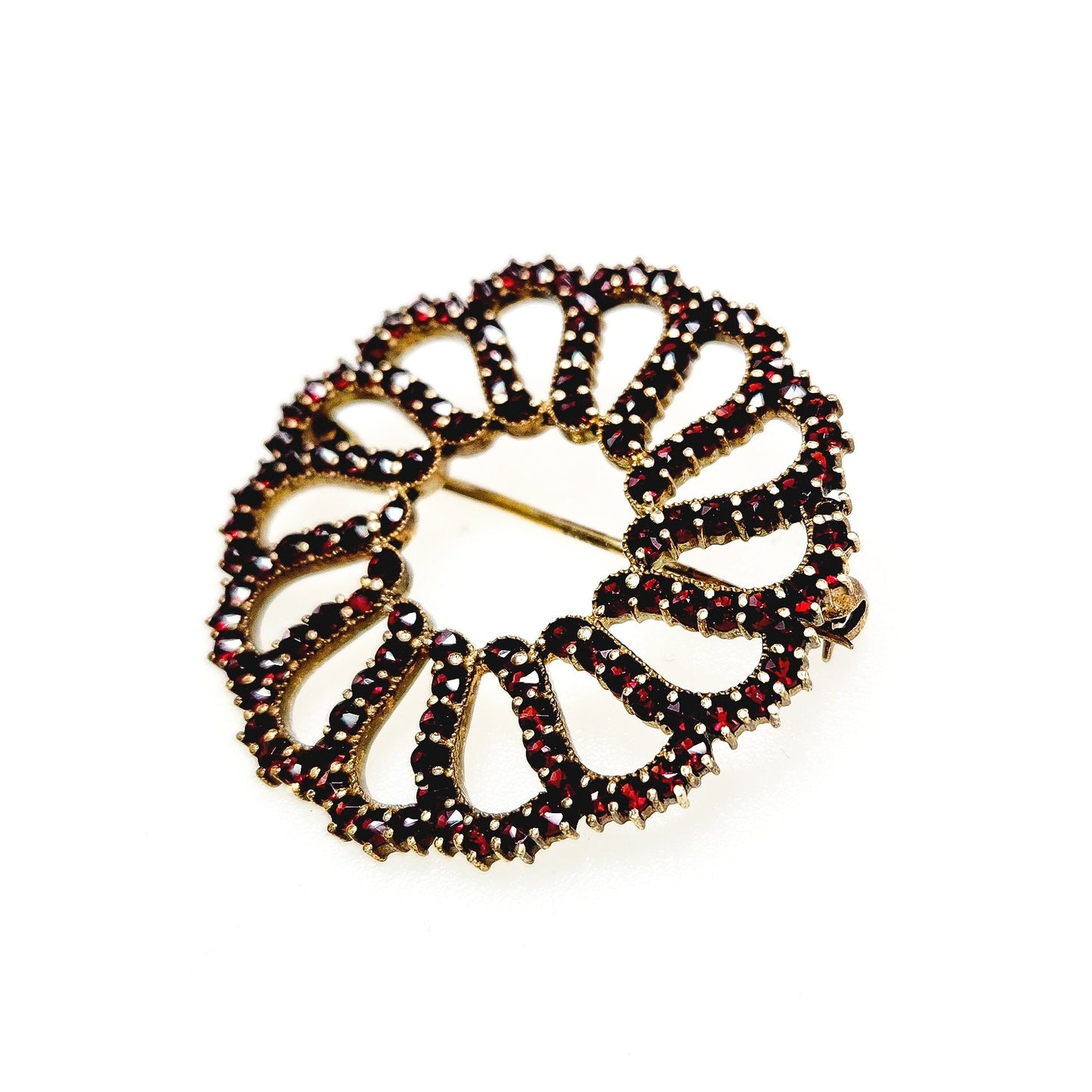 Vintage 1960s GRANAT TURNOV Bohemian Garnet and Vermeil Circle Pin - 60s Rose Cut Red Garnet Circle Brooch - Czech Garnet Brooch As-Is