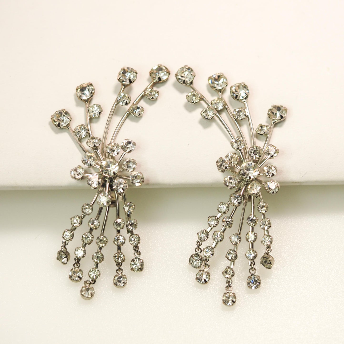 Vintage 1950s Clear Rhinestone and Silver Tone Statement Starburst Clip On Earrings - Vintage Clear Large Non-Pierced Earrings - 50s Bridal