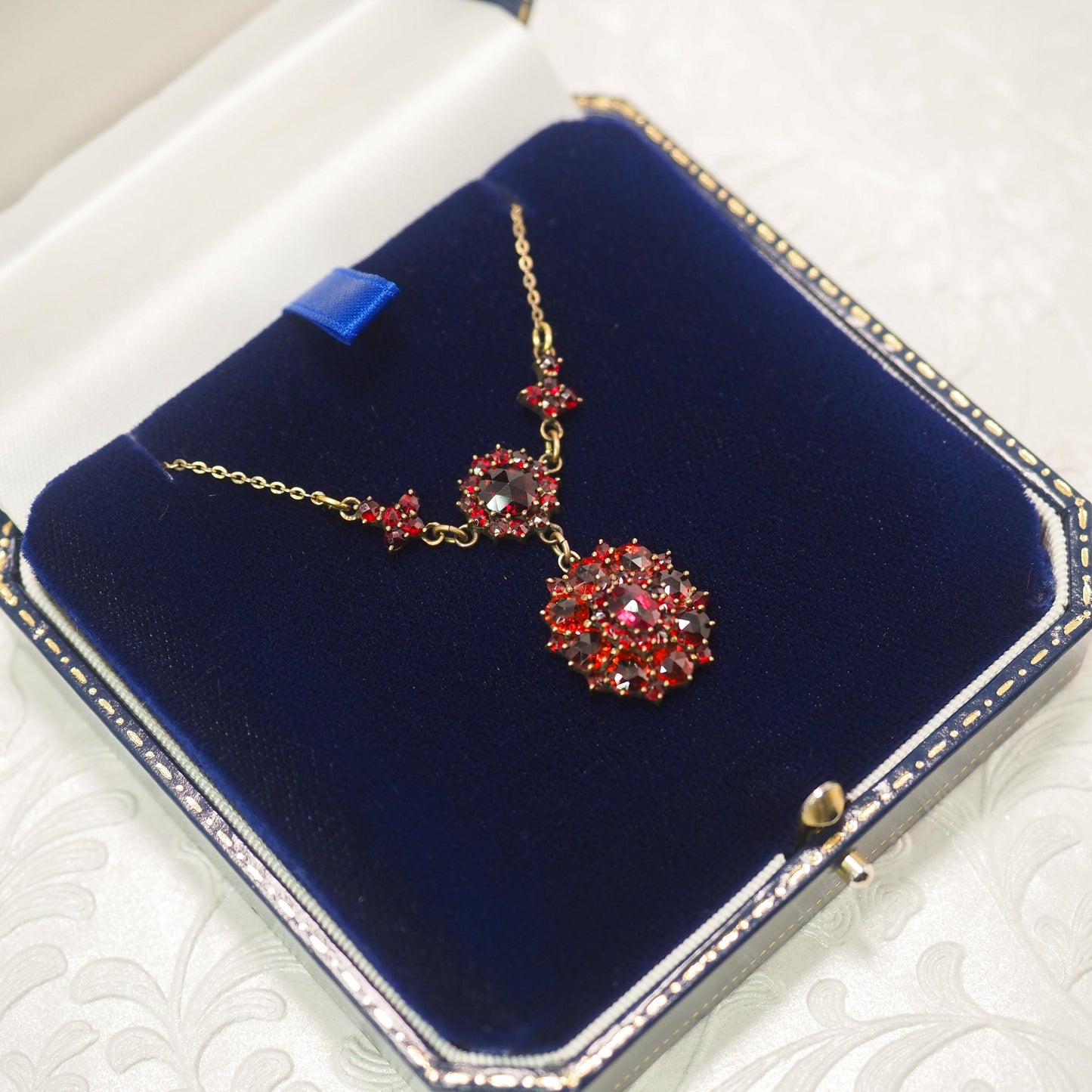 Antique 1910s Edwardian Rose Cut Bohemian Garnet and Pendant Choker 15.5" Necklace - Antique Red Garnet Cluster Necklace