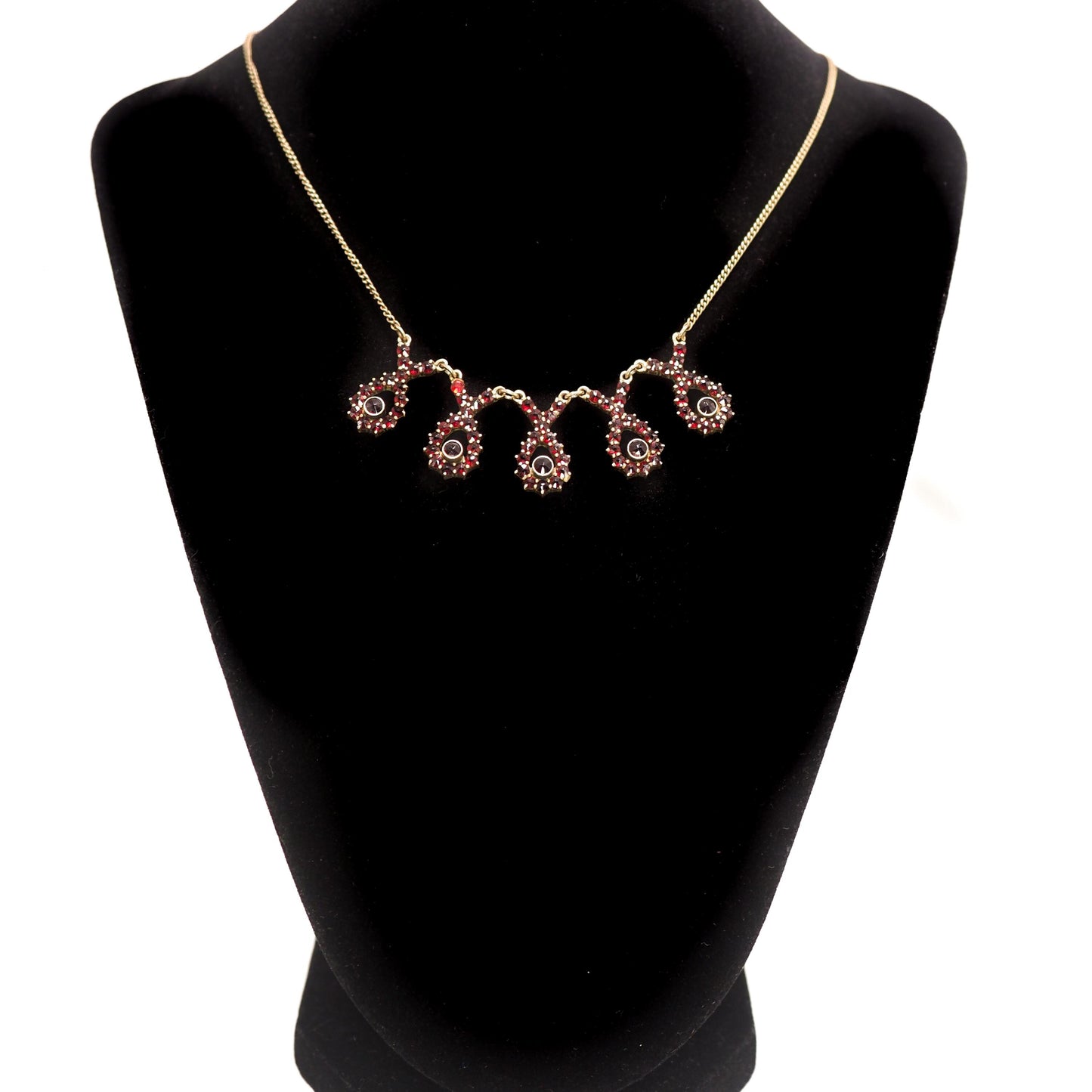 Vintage 1960s GRANAT TURNOV Rose Cut Bohemian Garnet Drop Choker 14.5" Necklace - 60s Red Garnet Choker Necklace - Gemstone Necklace