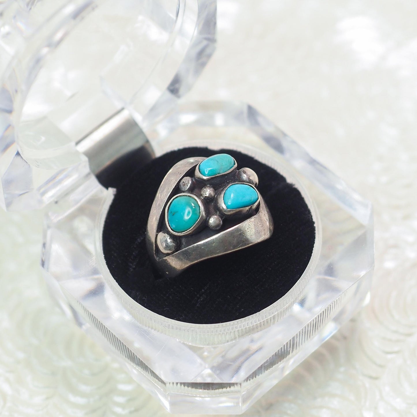 Vintage 1970s Blue Turquoise Sterling Silver Southwestern Native American Ring Size 5 - 70s Vintage Unisex Turquoise Thick Band Silver Ring