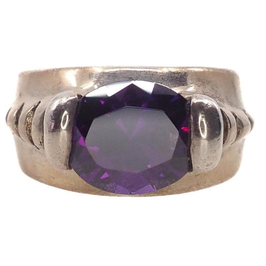 Vintage 1970s Dark Purple Color Change Glass and Sterling Statement Ring Size 7 - 70s Purple Chunky Thick Unisex East West Glass Ring