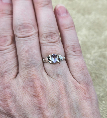 Vintage 1970s Light Purple Glass and Sterling Statement Ring Size 7 - 70s Oval Cut Purple Glass Thin Band Silver Ring