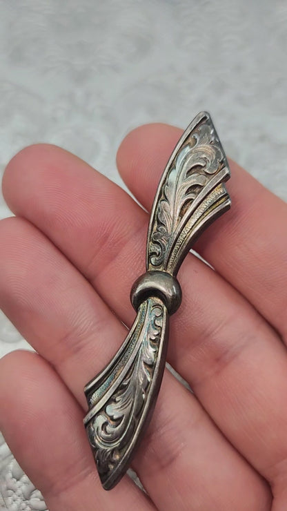 Vintage 1940s 835 Silver Bow Unisex Brooch