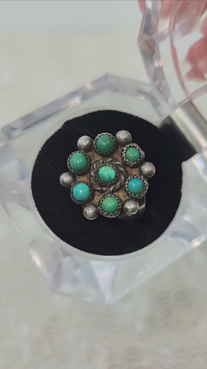 Vintage 1970s Turquoise and Sterling Silver Native American Zuni Snake Eye Cluster Flower Ring Size 7.75