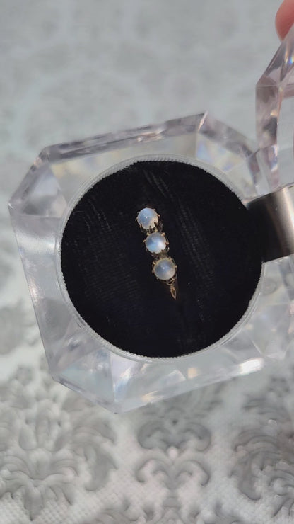 Antique 1890s Late Victorian Moonstone and 14K Yellow Gold Three Stone Ring Size 7.5