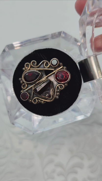 Vintage 2000s Faceted and Rough Pyrope Garnet and Sterling Silver Ring Size 8
