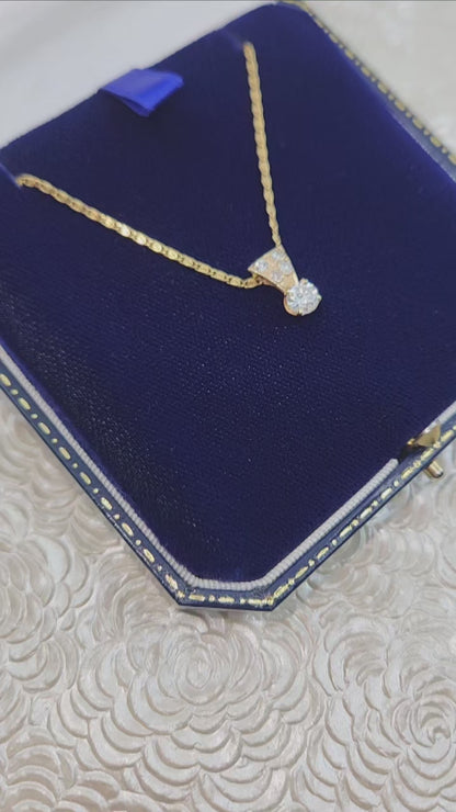 Vintage 1960s 14K Yellow Gold White 0.70 Carat Round Cut Diamond Choker Pendant 16" Necklace