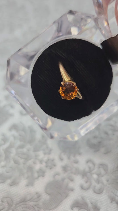 Antique 1900s Edwardian 10K Yellow Gold Shell and Orange Glass Solitaire Ring Size 7.75