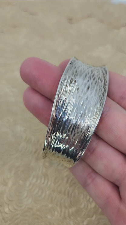 Vintage 1980s Sterling Silver Hammered Cuff Southwestern 6.25" Bracelet