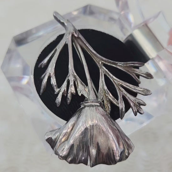 Vintage 1940s Retro Sterling Silver Flower Floral Unisex Brooch