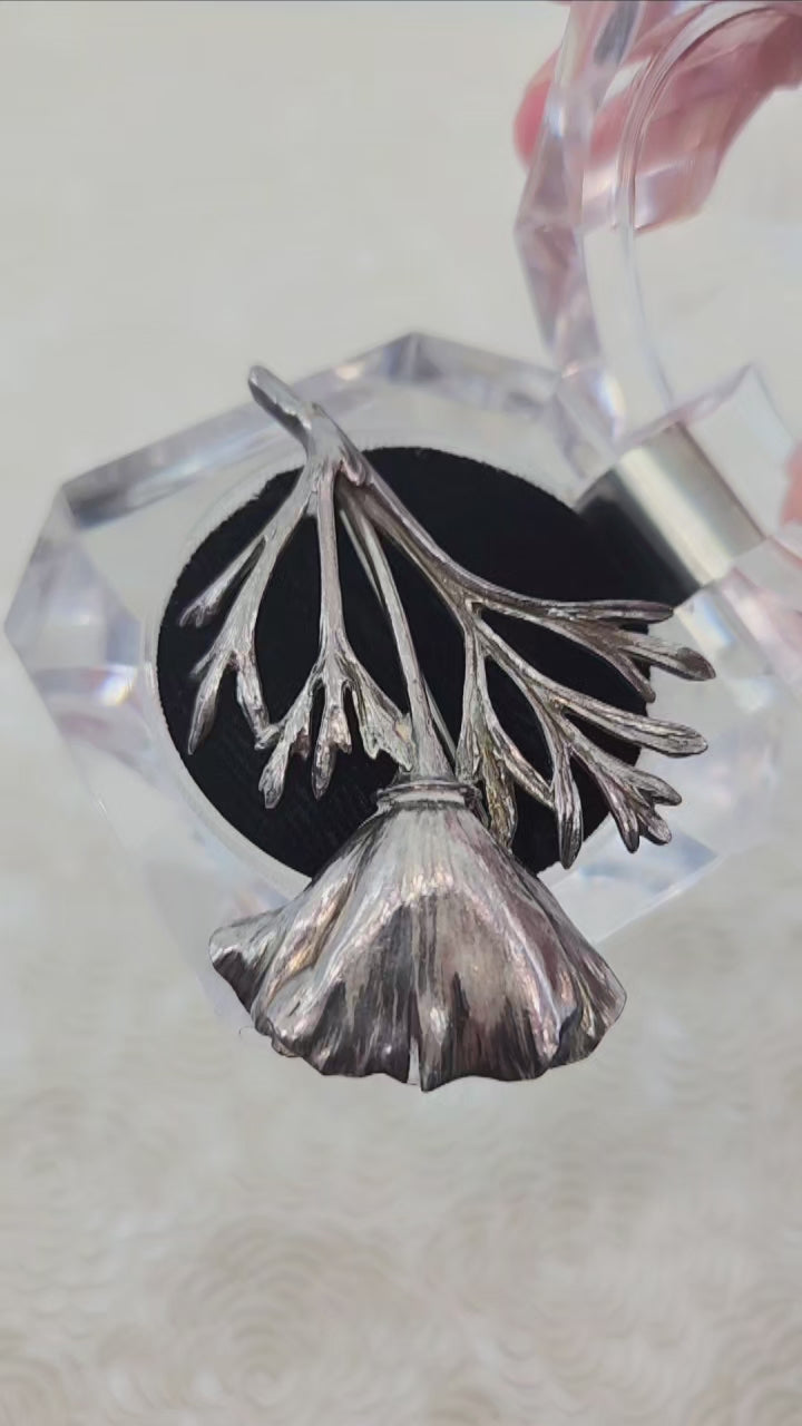 Vintage 1940s Retro Sterling Silver Flower Floral Unisex Brooch