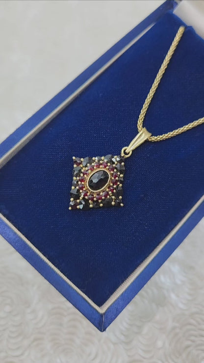 Vintage 1960s GRANAT TURNOV Bohemian Garnet Diamond-Shape Cluster Pendant 29" Necklace
