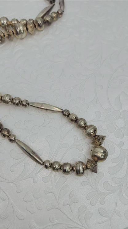 Vintage 1970s Sterling Silver Navajo Native American Bead Single Strand 29" Necklace
