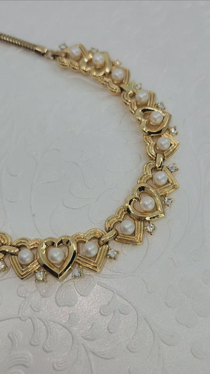 Vintage 1960s TRIFARI Imitation Pearl Gold Plate Heart Choker Necklace